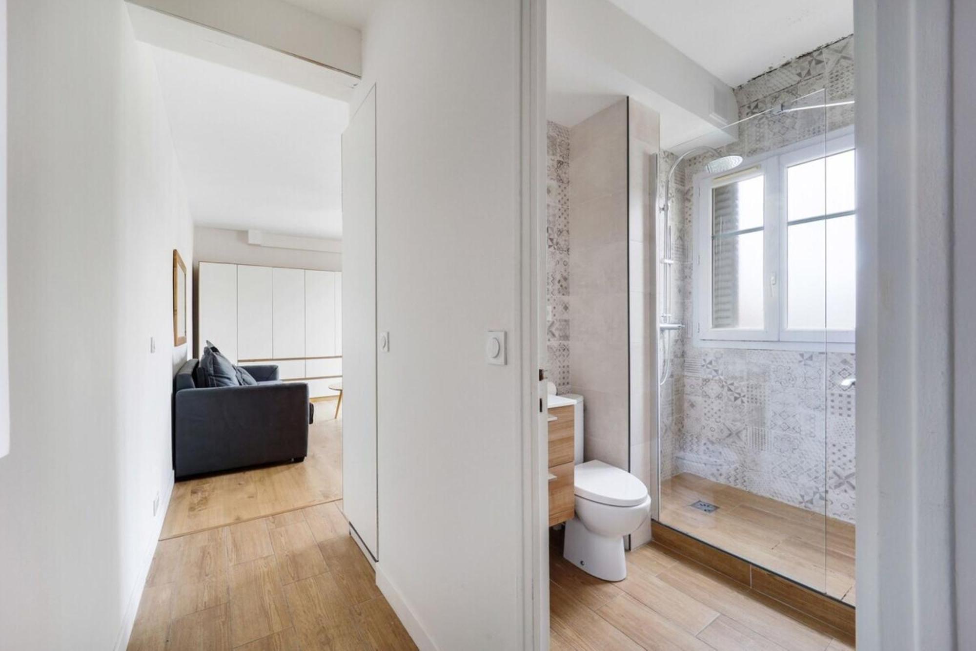 Charles Laffitte - Apartment
